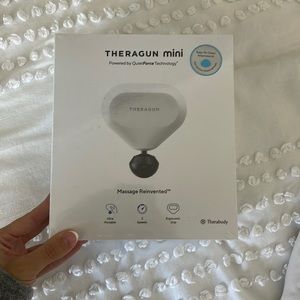 Theragun mini white